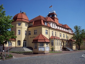Umzug nach Markkleeberg - Rathaus der Stadt Markkleeberg (Sachsen).