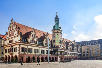 umziehen nach Leipzig - Das alte Rathaus von Leipzig am historischen Markt.